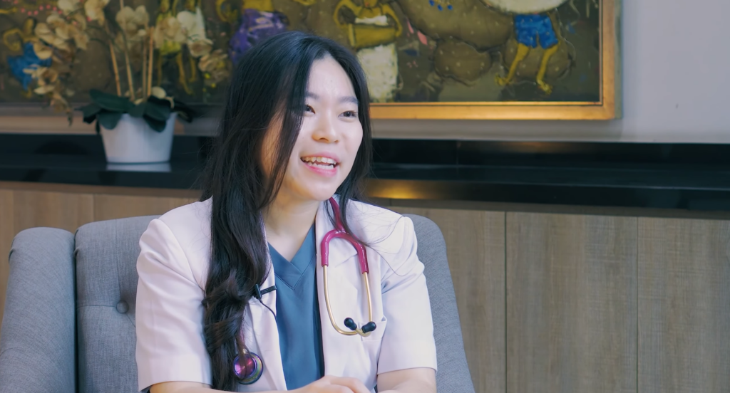 Alumni Story - Dokter Karlina